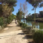 アパート Avec Jardin Sud Proche Bord De *