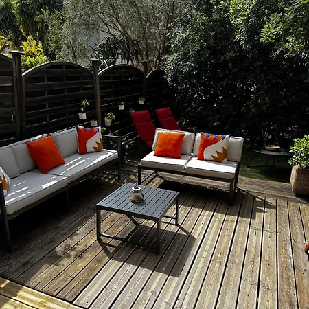 With Terrace And Garden Appartement