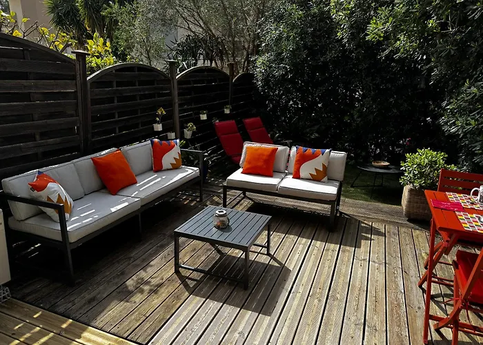 Avec Jardin Sud Proche Bord De Apartment